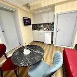 Golden Boutique Taksim 3*