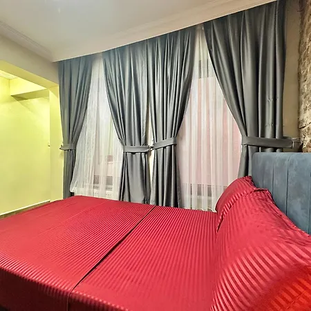 Golden Boutique Taksim ホテル 3*