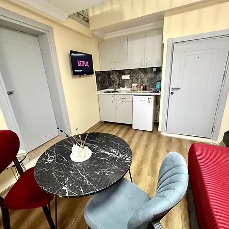 Golden Boutique Taksim 3*